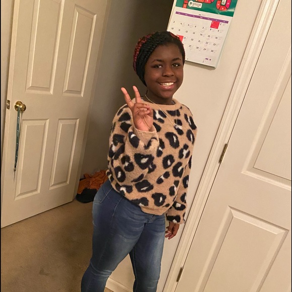 Meet your Posher, Taleigh - Picture 1 of 1